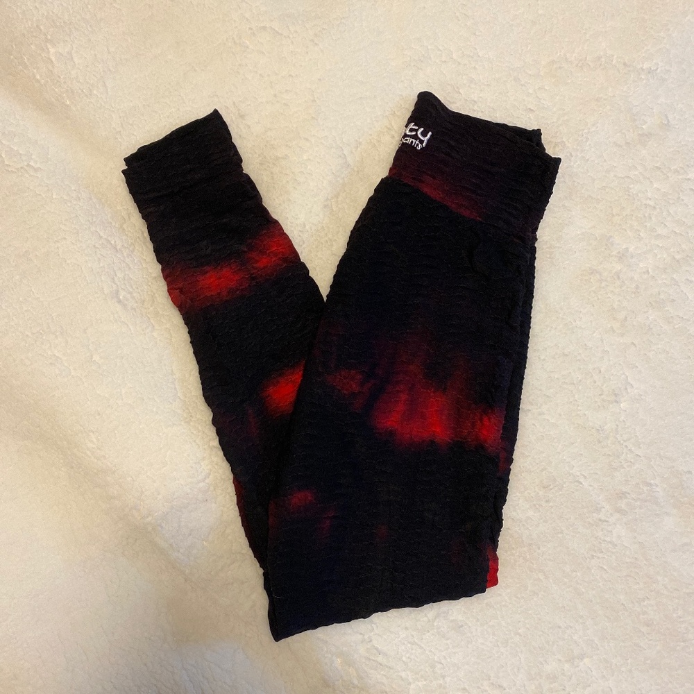 Booty By Brabants Black & Red Tie Dye Legging